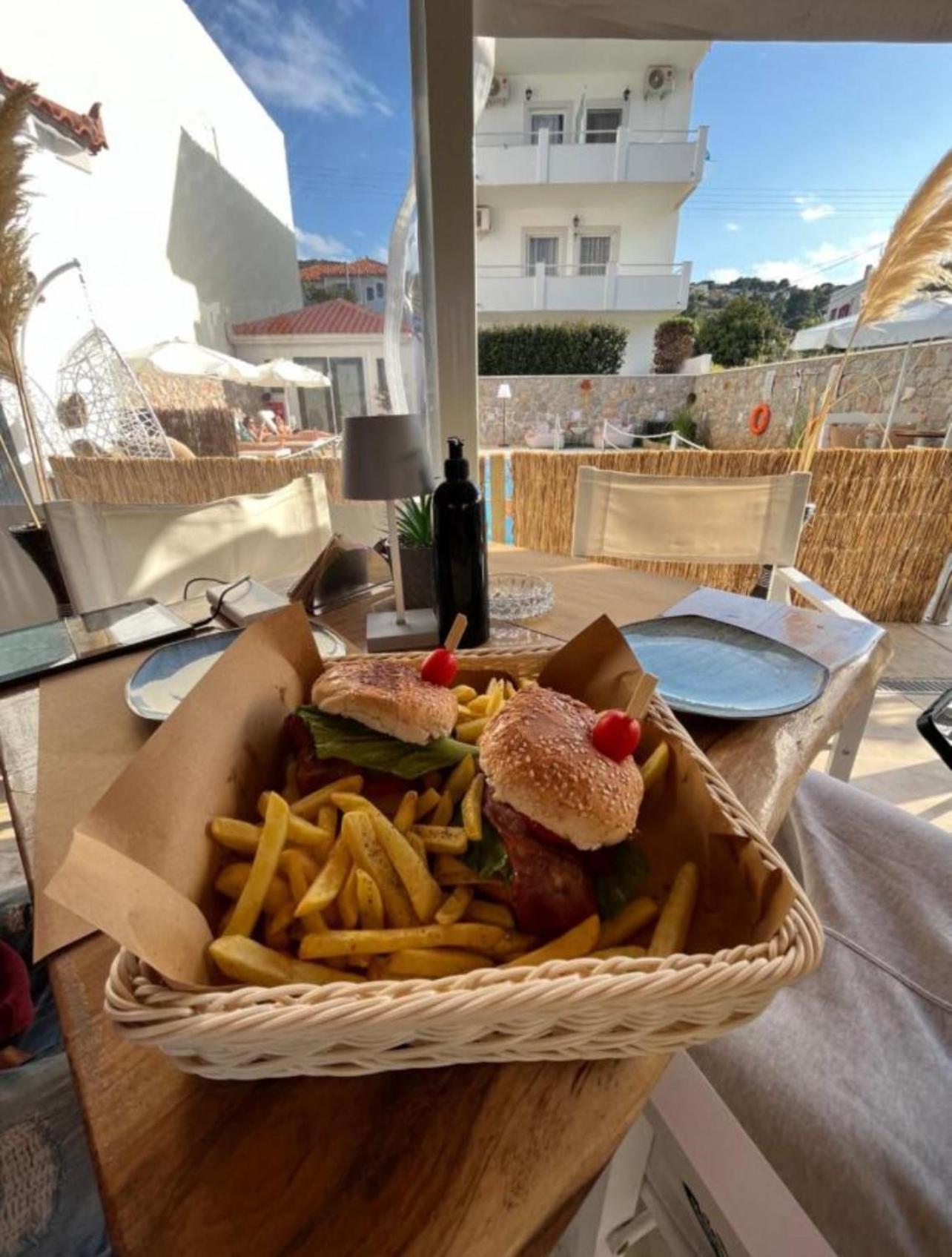 Koukounari Agistri Skala  Bagian luar foto